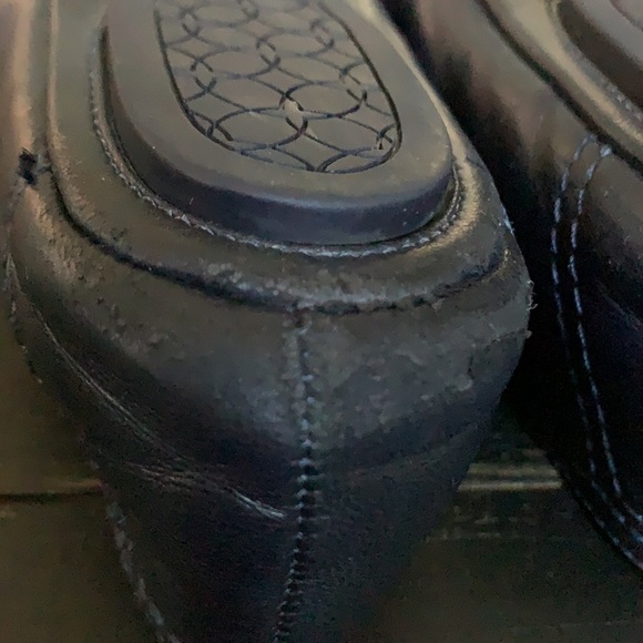 Tommy Bahama Athens Navy Blue Slip-on Flats - Picture 11 of 13